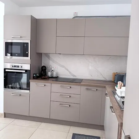 Modern At Court Twenty Five * Sliema