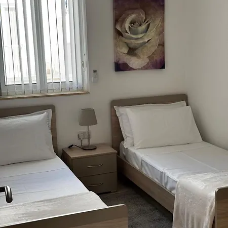 Modern At Court Twenty Five