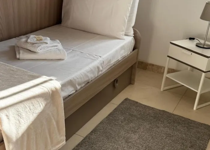 Modern At Court Twenty Five Appartement Sliema